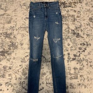 Hollister Super Skinny High-Rise Jeans